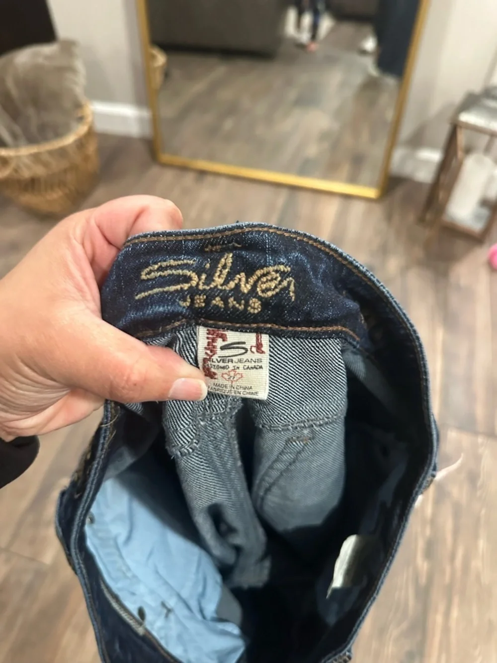 Silver Jeans Dark Wash Toni Low Rise Y2K Bootcut Rodeo Western Embroidered Pocke